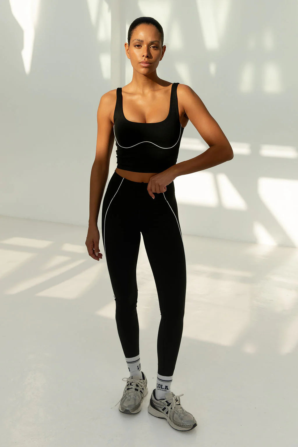 The Lola Club Legging Alma